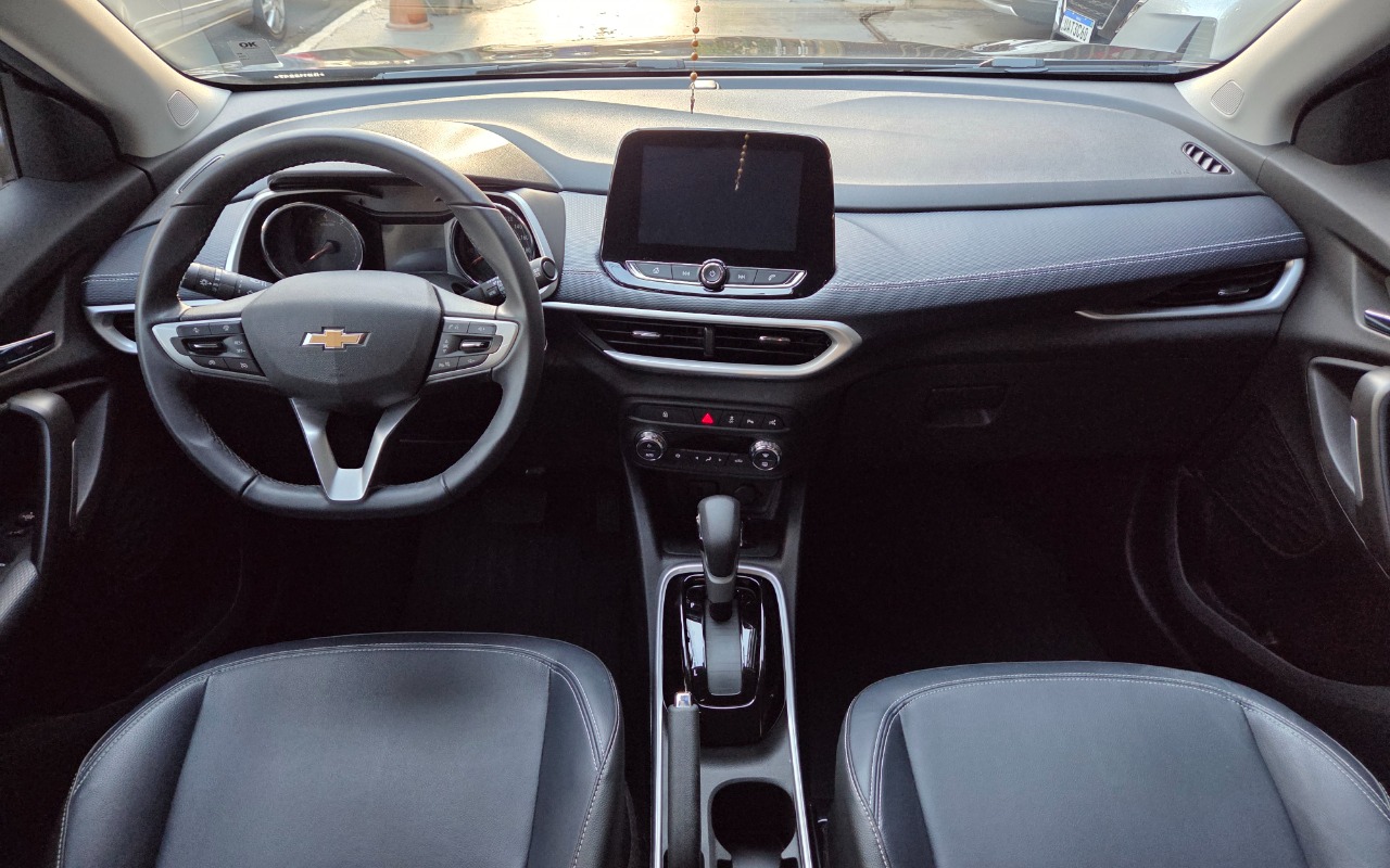 imagem-https://www.socarrao.com.br/sc-vehicle-images-prod/4391967/1792585072536-MTAwMDc3OTg2OS5qcGc.jpg