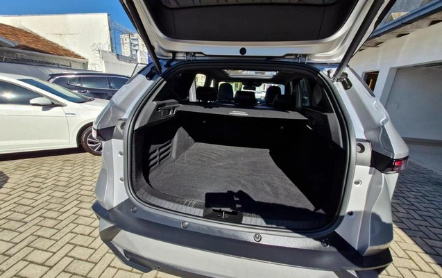 imagem-https://www.socarrao.com.br/sc-vehicle-images-prod/4392035/1792422849788-8380628_17_B_f8e59524a5.jpeg