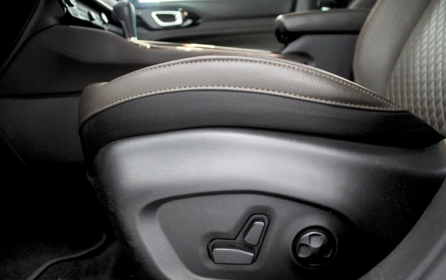 imagem-https://www.socarrao.com.br/sc-vehicle-images-prod/4392037/1792422869426-7_121358.jpg