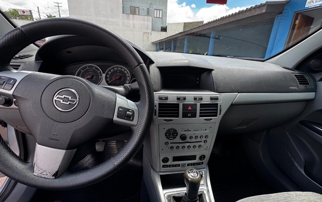 imagem-https://www.socarrao.com.br/sc-vehicle-images-prod/4392048/1792422932038-MTBmMDNmNzMtMmM0ZC00NDdjLTg3MGEtNDhjNzg1OWRmMGI5LmpwZWc.jpeg