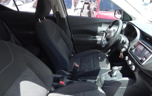 imagem-https://www.socarrao.com.br/sc-vehicle-images-prod/4392057/1792512665774-8570461_15_B_a83516f771.jpeg