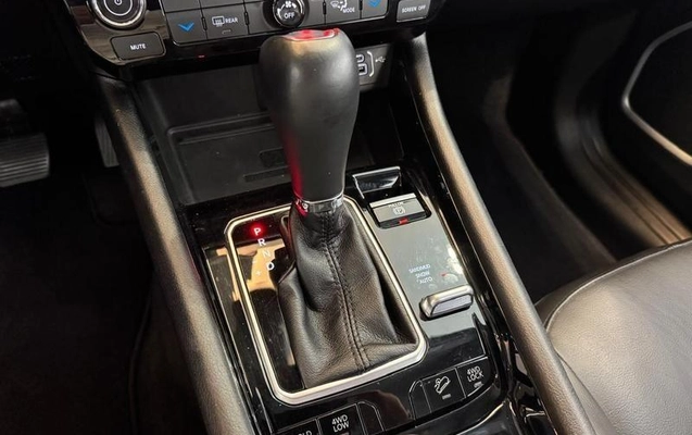 imagem-https://www.socarrao.com.br/sc-vehicle-images-prod/4392065/1792606965864-8583678_1_B_e242384f7a.jpeg