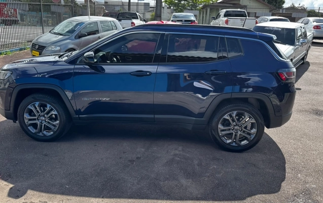 imagem-https://www.socarrao.com.br/sc-vehicle-images-prod/4392074/1792423123657-Y2RiYjk5ZTUtMzdhNS00ODIxLTk5ODAtODI0NGU1ZWMzMmM2LmpwZWc.jpeg