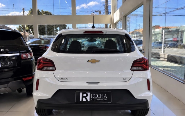 imagem-https://www.socarrao.com.br/sc-vehicle-images-prod/4392135/1792423557485-vehicle_image_1792423504_5daf013f2114151b74d9e08d2a2cff68.jpeg