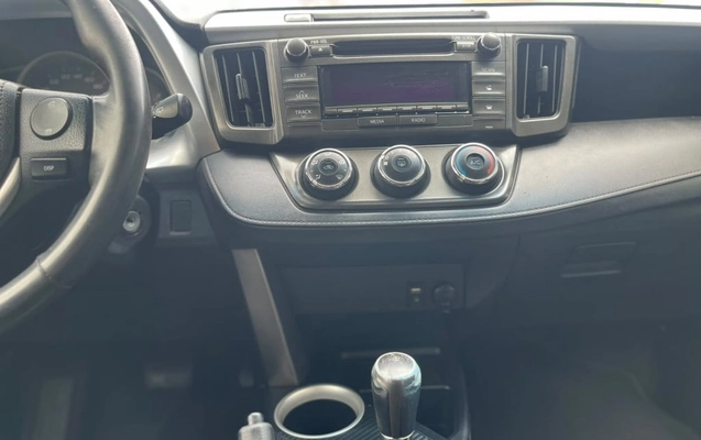 imagem-https://www.socarrao.com.br/sc-vehicle-images-prod/4392260/1792424909267-vehicle_image_1792424842_62ad3171d85569478d2c2778735c254b.jpeg