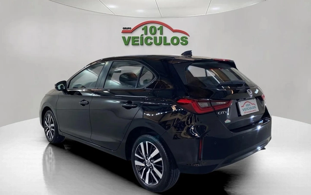 imagem-https://www.socarrao.com.br/sc-vehicle-images-prod/4392261/1792424943055-003_15227d25bd95d660cf11f5caddbc6cfb.jpg