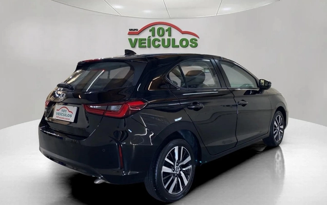 imagem-https://www.socarrao.com.br/sc-vehicle-images-prod/4392261/1792424943061-003_63b878c985ea023c47e3f44dac11edf0.jpg