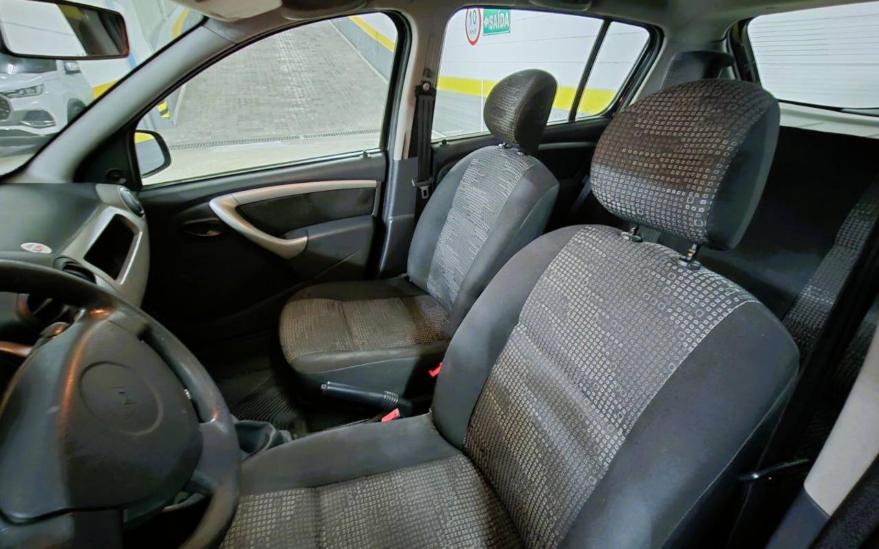 imagem-https://www.socarrao.com.br/sc-vehicle-images-prod/4392350/1792426281062-MjAyNjA4MjJfMTMwMjM2LmpwZw.jpg