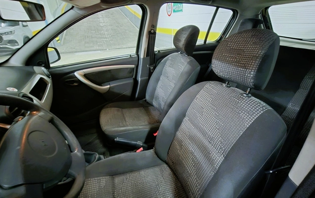 imagem-https://www.socarrao.com.br/sc-vehicle-images-prod/4392350/1792426281062-MjAyNjA4MjJfMTMwMjM2LmpwZw.jpg