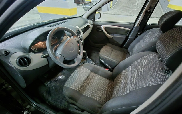 imagem-https://www.socarrao.com.br/sc-vehicle-images-prod/4392350/1792426281390-MjAyNjA4MjJfMTMwMjQ2LmpwZw.jpg