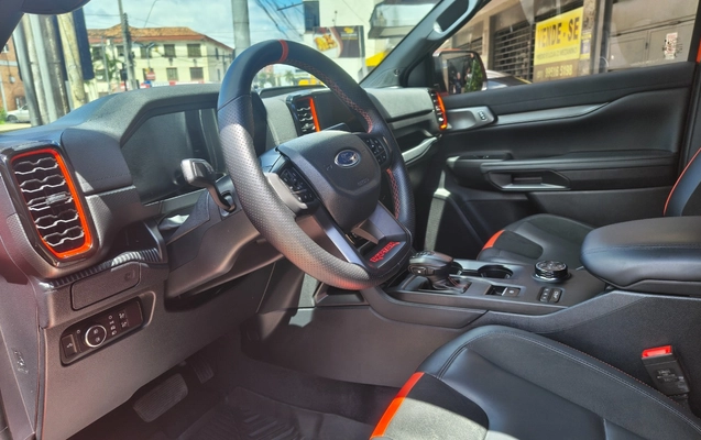 imagem-https://www.socarrao.com.br/sc-vehicle-images-prod/4392351/1792425904558-SU1HXzIwMjYxMDE2XzExNDc0ODc3NV9IRFIuanBn.jpg
