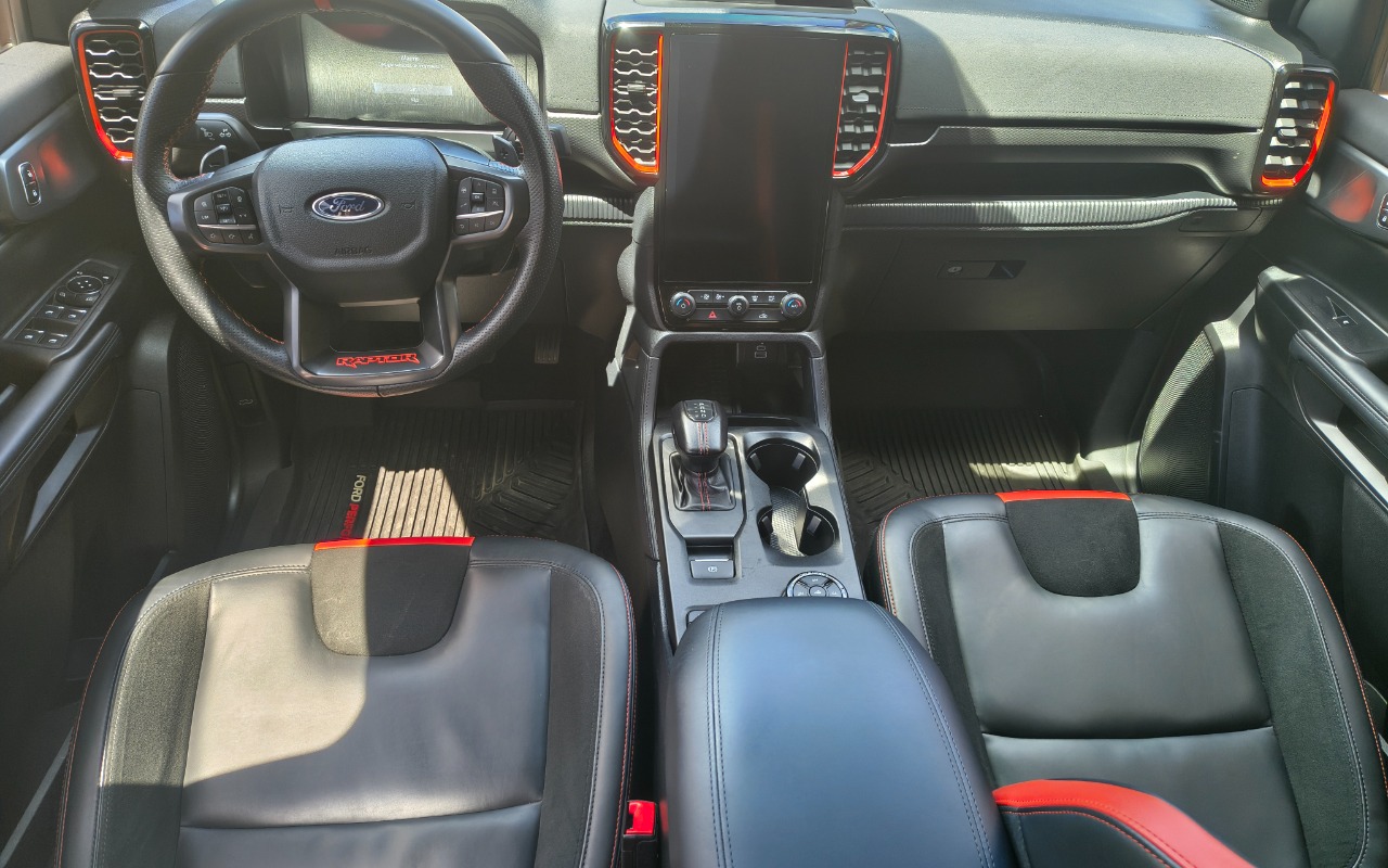 imagem-https://www.socarrao.com.br/sc-vehicle-images-prod/4392351/1792425904862-SU1HXzIwMjYxMDE2XzExNDgzMTk2NV9IRFIuanBn.jpg