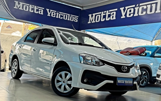 imagem-https://www.socarrao.com.br/sc-vehicle-images-prod/4392353/1792433410739-et4XmlkyH15p4WotwrEC2p3BxS9UjJch.jpg