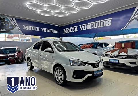 Toyota Etios 2018 Branco — foto 1 de 3