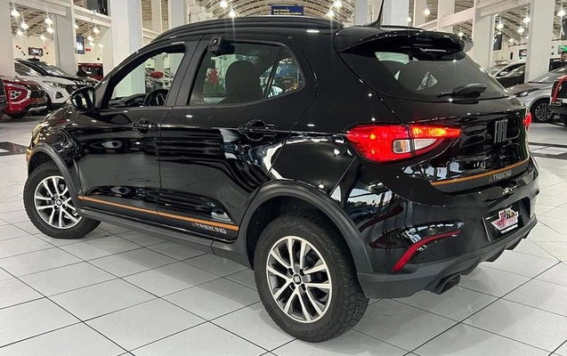imagem-https://www.socarrao.com.br/sc-vehicle-images-prod/4392360/1792524309493-8579842_13_B_e0786617ca.jpeg