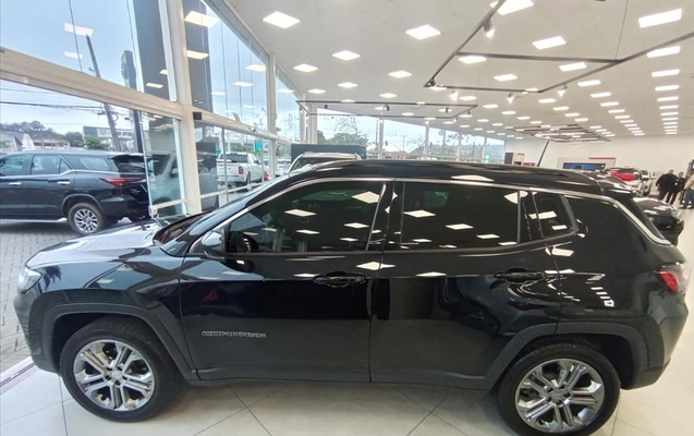 imagem-https://www.socarrao.com.br/sc-vehicle-images-prod/4392650/1792775605740-60beced7-9a10-4a8c-9236-2b943580c12520261023133132.jpeg