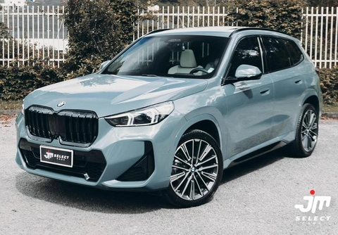 Bmw X1 2027 Verde — foto 1 de 3