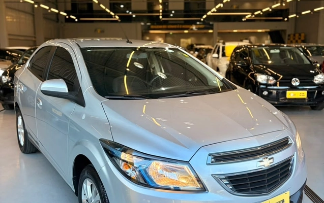 imagem-https://www.socarrao.com.br/sc-vehicle-images-prod/4392668/1792427422280-6695c18d-2013-4fc0-ac11-c458cfd5bfcc.jpg