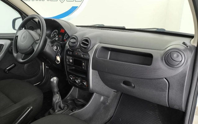 imagem-https://www.socarrao.com.br/sc-vehicle-images-prod/4392689/1792427871831-5_041217.jpg