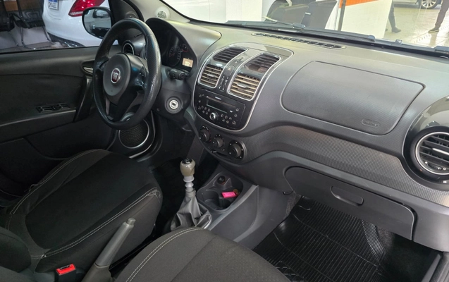 imagem-https://www.socarrao.com.br/sc-vehicle-images-prod/4392715/1792428040929-RQvqgtdYQsQs52GabcUPdiMPjnnKlXeX.jpg