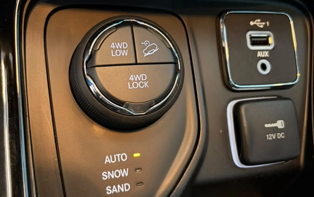 imagem-https://www.socarrao.com.br/sc-vehicle-images-prod/4392780/1792428789060-ed96b07d-8c8b-4d15-9b1c-7d01213ce52d.jpg