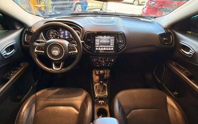 imagem-https://www.socarrao.com.br/sc-vehicle-images-prod/4392780/1792428789071-53008b9b-4848-49fa-bdf4-658f539db247.jpg