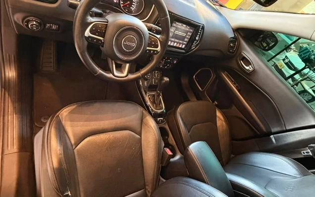 imagem-https://www.socarrao.com.br/sc-vehicle-images-prod/4392780/1792428789075-70de7679-74bb-4c97-92ca-e1750c4463b2.jpg