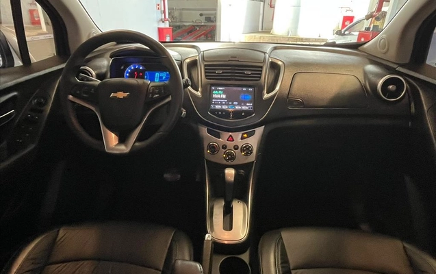 imagem-https://www.socarrao.com.br/sc-vehicle-images-prod/4392833/1792684786148-3fdb5e44-58eb-4b1e-b242-a5e4f817c1e320261019104133.jpeg