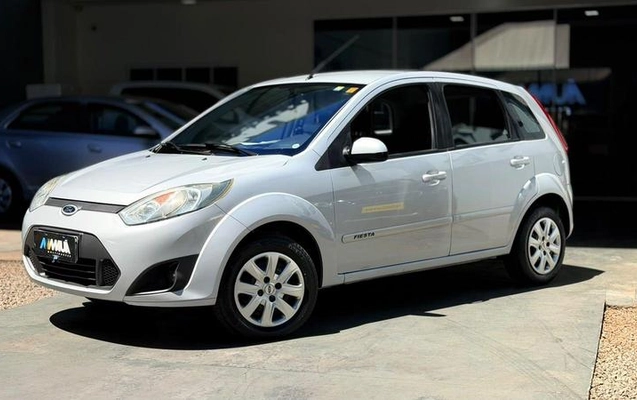 imagem-https://www.socarrao.com.br/sc-vehicle-images-prod/4392883/1792429661054-8560035_2_B_7b8d740c98.jpeg