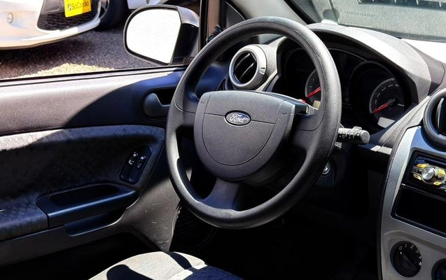 imagem-https://www.socarrao.com.br/sc-vehicle-images-prod/4392883/1792429661070-8560035_4_B_ce1371ddef.jpeg
