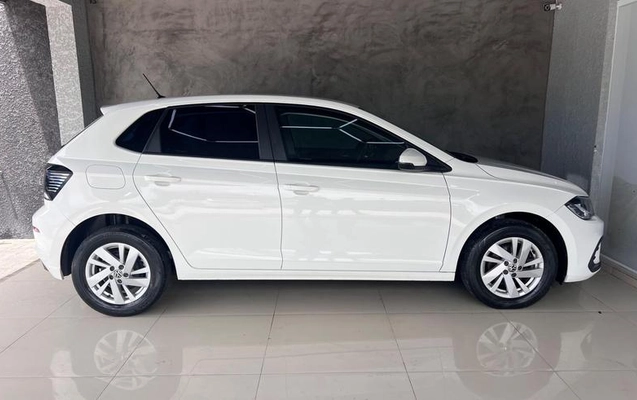 imagem-https://www.socarrao.com.br/sc-vehicle-images-prod/4392888/1792429697768-8514603_6_B_a1c556e510.jpeg