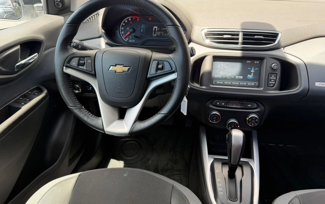 imagem-https://www.socarrao.com.br/sc-vehicle-images-prod/4392947/1792430023638-e2e631b70dc04b8d838e633b4e658127_1792429992906.jpg