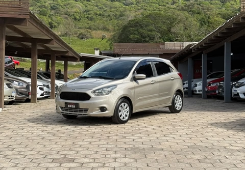 Ford Ka 2016 Prata — foto 1 de 3