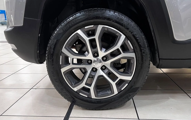 imagem-https://www.socarrao.com.br/sc-vehicle-images-prod/4393055/1792431602644-8c719e7b0e5a42dcab235fd7627ceccf_1792430238755.jpg