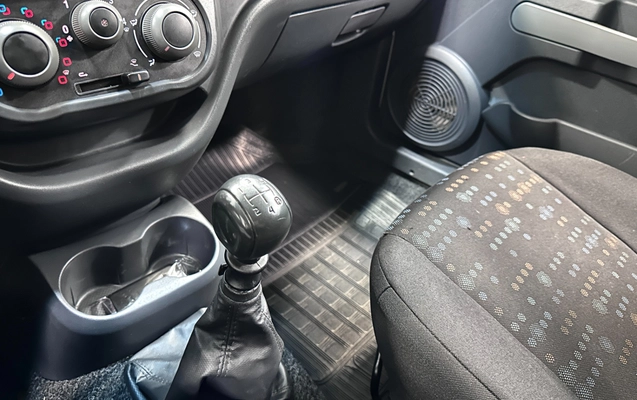 imagem-https://www.socarrao.com.br/sc-vehicle-images-prod/4393057/1792431002935-b42474fb-6667-45f8-9a84-d07a3a69252f.jpg