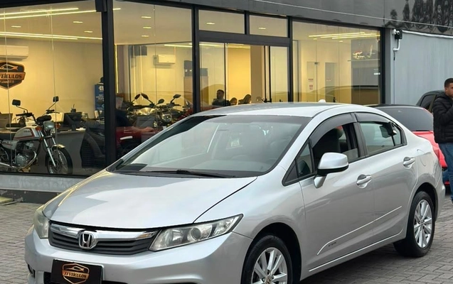 imagem-https://www.socarrao.com.br/sc-vehicle-images-prod/4393082/1792431252436-gb-8197fca.jpeg