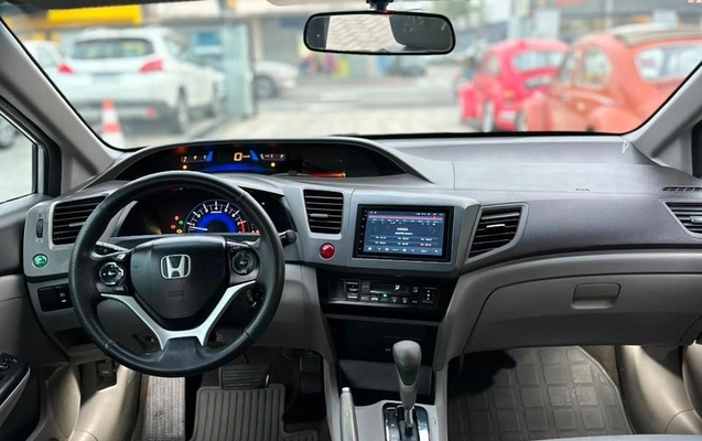 imagem-https://www.socarrao.com.br/sc-vehicle-images-prod/4393082/1792431252448-gb-63c72e8.jpeg