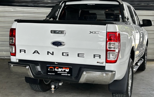 imagem-https://www.socarrao.com.br/sc-vehicle-images-prod/4393116/1792431574942-1_020844.jpg