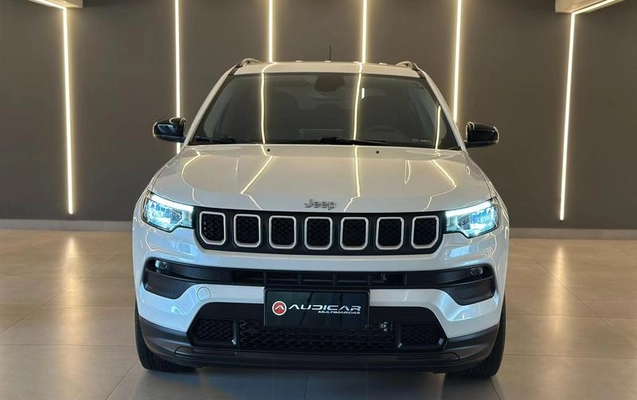 imagem-https://www.socarrao.com.br/sc-vehicle-images-prod/4393272/1792432665806-8452811_17_B_43f999abc2.jpeg