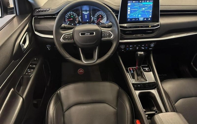 imagem-https://www.socarrao.com.br/sc-vehicle-images-prod/4393272/1792432665812-8452811_13_B_1ca7053dab.jpeg