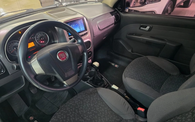 imagem-https://www.socarrao.com.br/sc-vehicle-images-prod/4393293/1792432813395-KguItY1PMf2I4or7YBQdZsvYBrJFAcU6.jpg