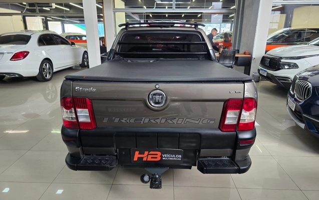 imagem-https://www.socarrao.com.br/sc-vehicle-images-prod/4393293/1792432813398-hi8n4q6p7gqv77I8OCqojFxDACWZIjtv.jpg