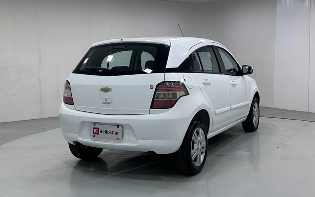 imagem-https://www.socarrao.com.br/sc-vehicle-images-prod/4393296/1792432798391-478de3d8-0274-4405-93f0-40e8115530f7.jpg
