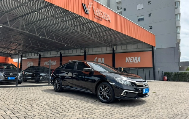 imagem-https://www.socarrao.com.br/sc-vehicle-images-prod/4393329/1792433083761-0f944d0a-8b9e-4dd1-a672-51499de518c5.jpg