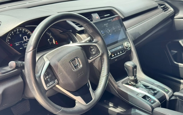 imagem-https://www.socarrao.com.br/sc-vehicle-images-prod/4393329/1792433083780-b42556dd-029e-45ea-b812-3a18c00dd09c.jpg