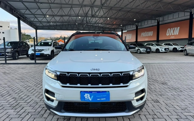 imagem-https://www.socarrao.com.br/sc-vehicle-images-prod/4393343/1792433252067-6ab495fb-4316-453e-a430-b43b14d4873d.jpg