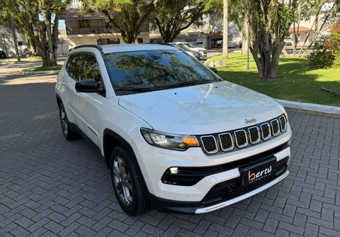 Jeep Compass 2023 Branco — foto 1 de 3