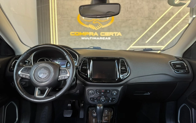 imagem-https://www.socarrao.com.br/sc-vehicle-images-prod/4393406/1792433677377-003_5ff6a54c1a40f44fe9f93ab3a3bec26d.jpg