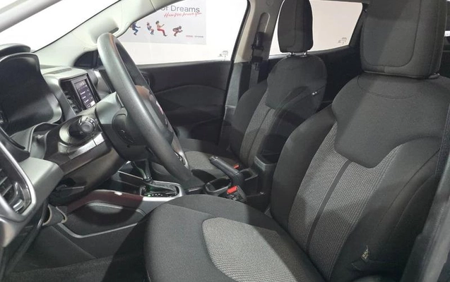 imagem-https://www.socarrao.com.br/sc-vehicle-images-prod/4393426/1792670702054-8584093_7_B_61ba8fe30e.jpeg