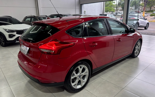imagem-https://www.socarrao.com.br/sc-vehicle-images-prod/4393488/1792434332849-f8542b15-f67e-4dfb-bc1d-4a6506059eb2.jpeg